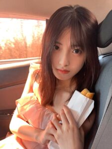 包养双方都害怕暴露需求感导致沟通拉锯