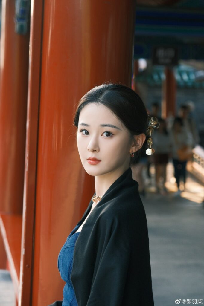 "包养边界策略"