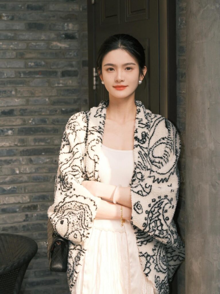 "包养初期尴尬"