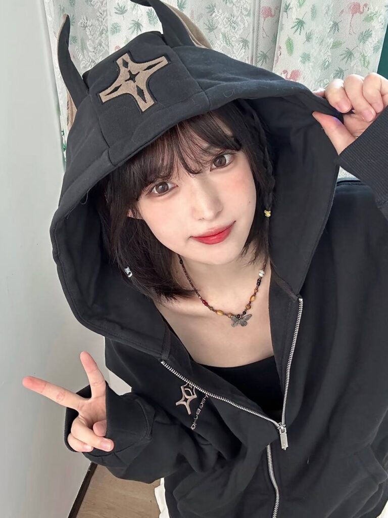 "包养合照暴露防范"