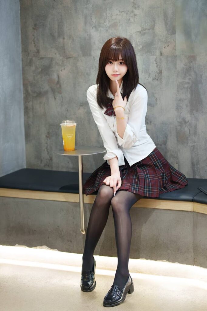 "人肉搜索降暴露"